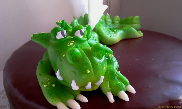 Marzipan Drache Tortendekoration
