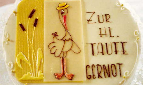 Torten zur heiligen Taufe