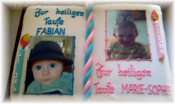 Torten zur heiligen Taufe